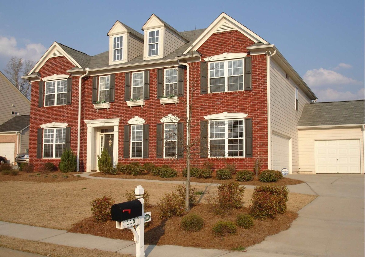 115 Keswick Manor Dr, Tyrone, GA 30290 House Rental in Tyrone, GA