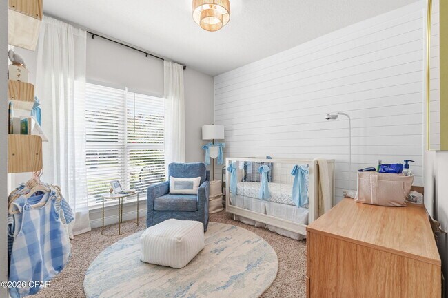 Foto del edificio - 350 Emerald Cove St