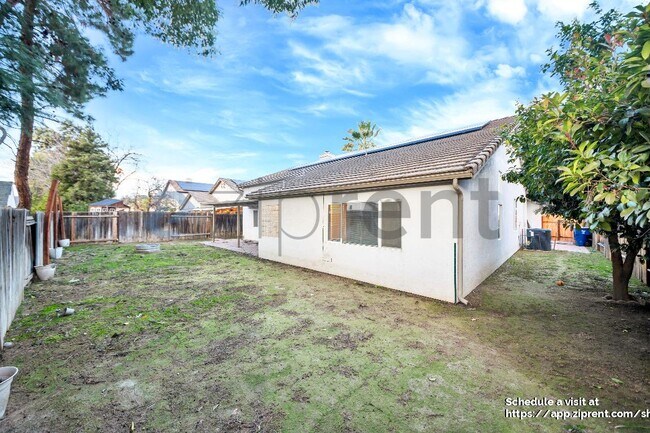 Foto del edificio - 3809 Burnaby Dr