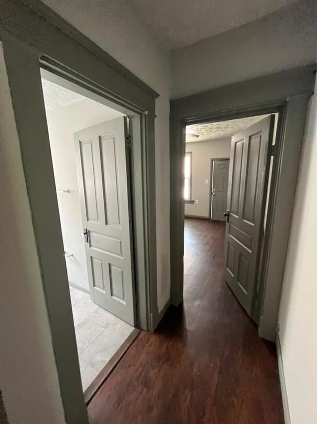 Foto del edificio - 3926 Decoursey Ave