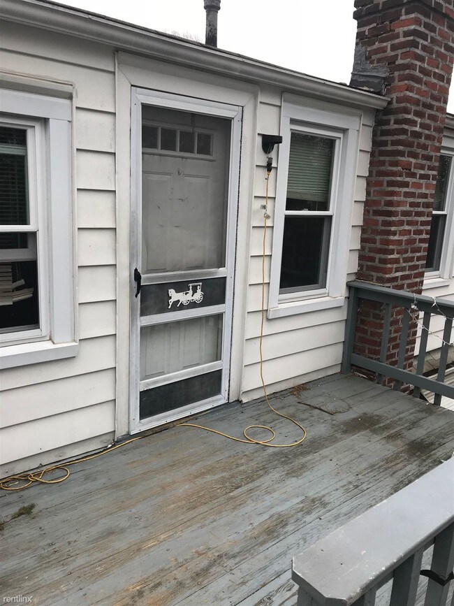 Building Photo - 1 br, 1 bath Apartment - 812 York Rd