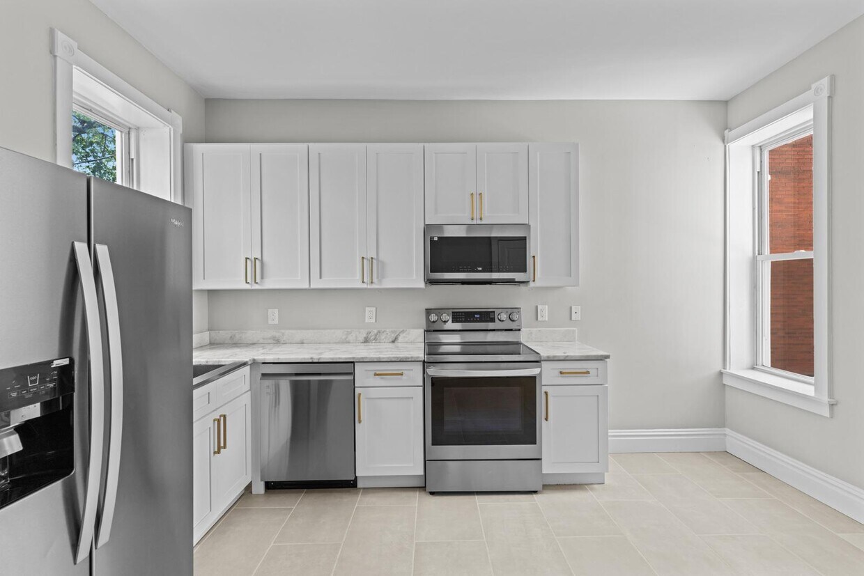 Foto principal - 3518 Iowa Ave