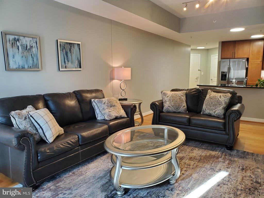 Foto principal - 155 Potomac Passage