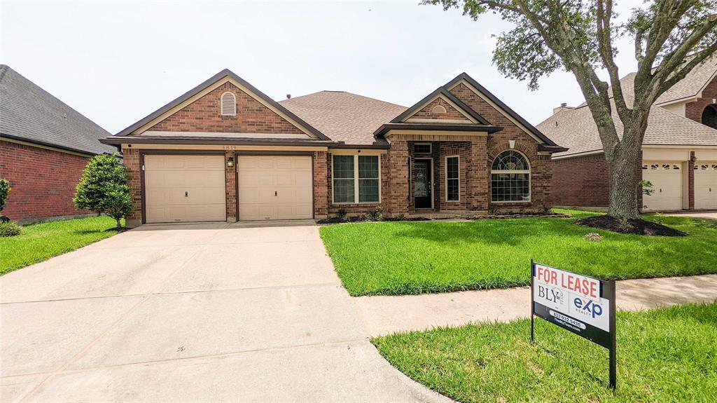 4819 10 Sleep Ln, Friendswood, TX 77546 House for Rent in Friendswood
