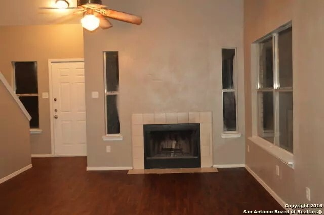Building Photo - 7540 Oak Chase