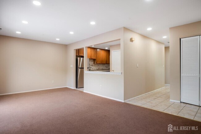 Foto del edificio - 4410 Birchwood Ct