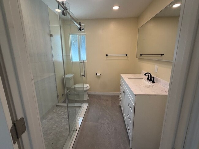 Foto del edificio - 7912 White Oak Ave