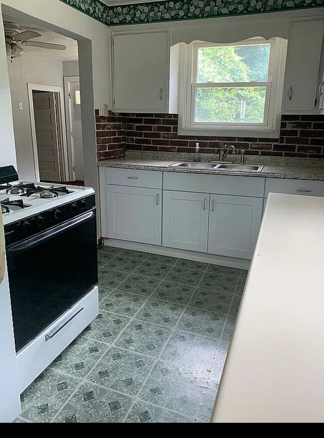 Building Photo - 1045 Paintertown Rd