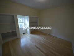 Building Photo - 5 St James Pl