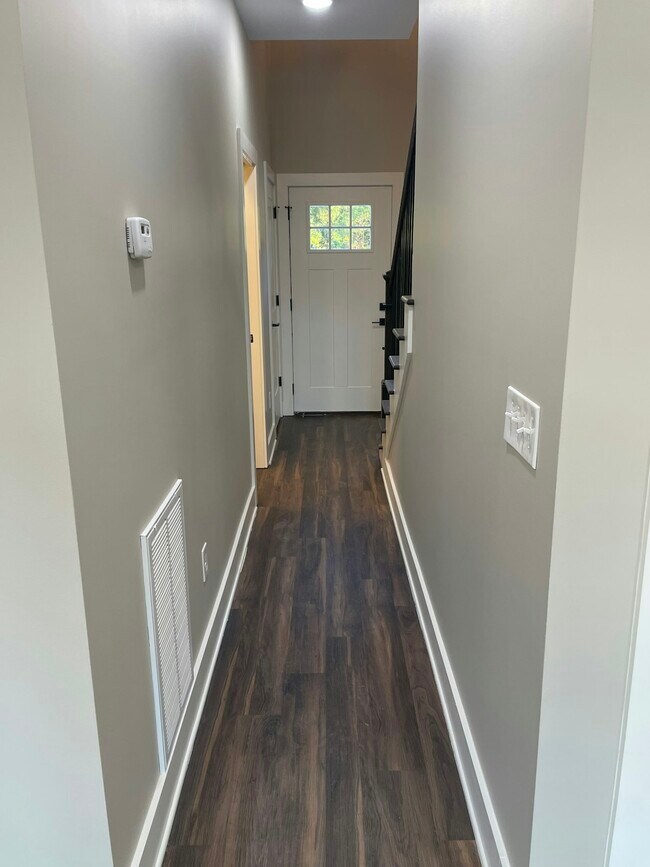 Foto del edificio - 128 Sitz Dr