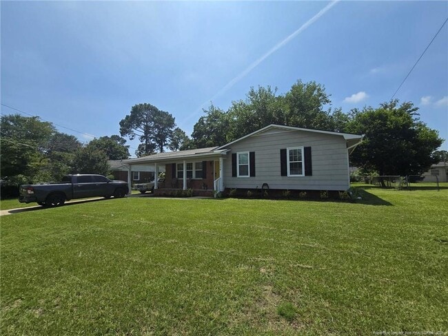 Building Photo - 1354 Camelot Dr