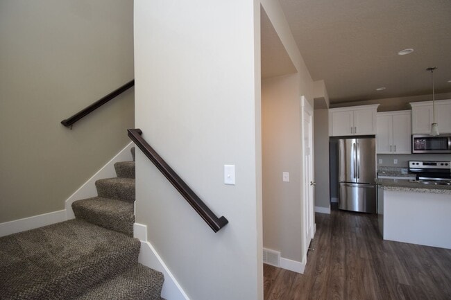 Foto del edificio - Charming 4 bed Sandy Home, with HOA in Fantastic Location!!!