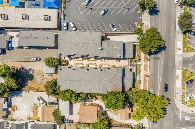 Foto del edificio - 571 Lincoln Ave