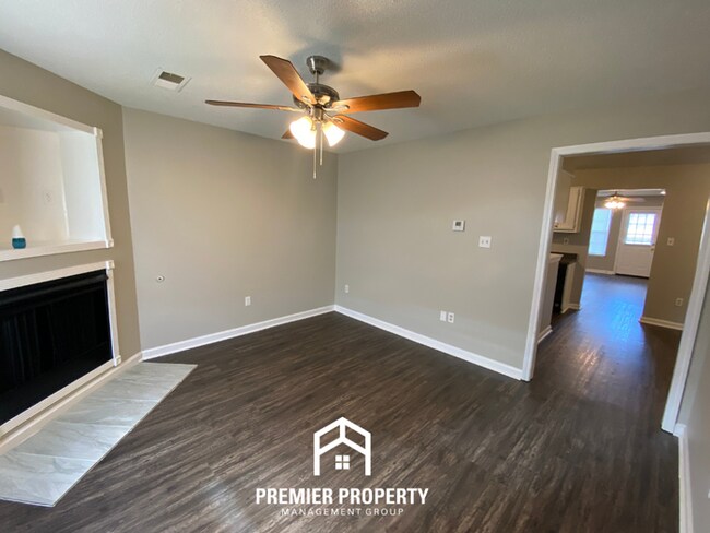 Building Photo - 7449 Dunbarton Dr