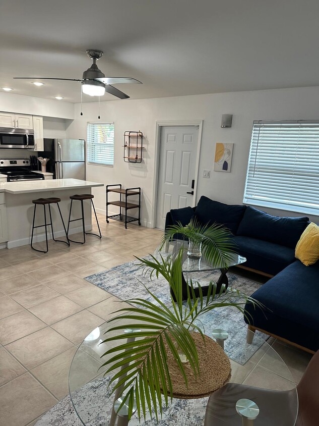 Foto principal - 1220 NE 5th Ter