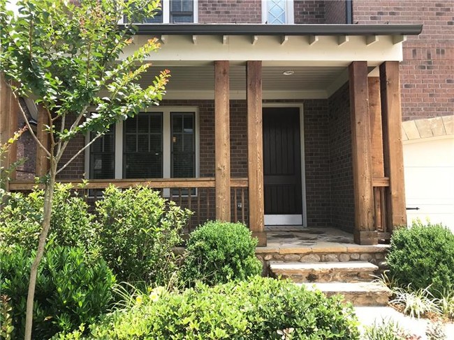 Building Photo - 3489 Brookleigh Ln NE