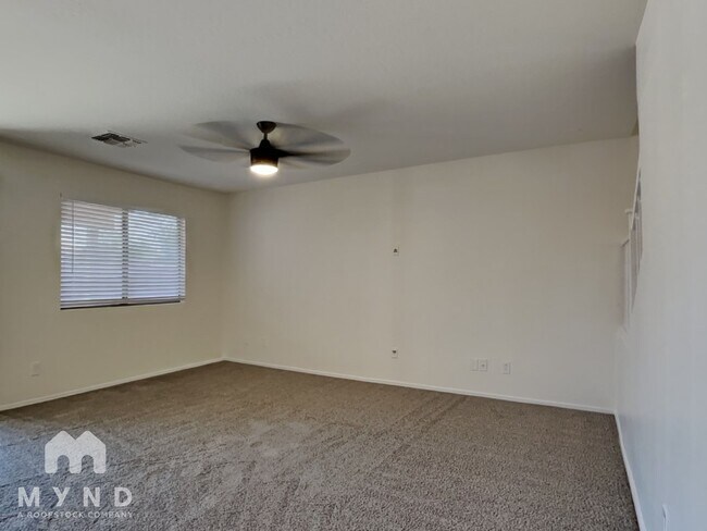 Foto del edificio - 1837 S 217th Ave