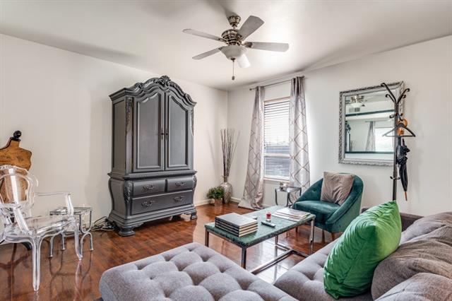 Foto del edificio - 4810 McKinney Ave