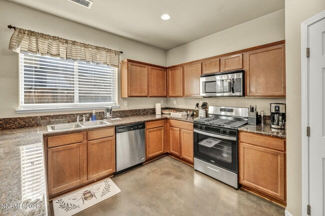 Building Photo - 3680 Coastal St