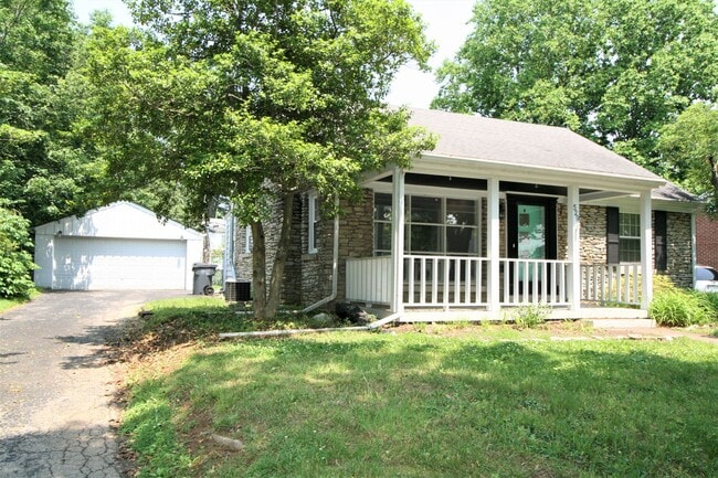 Building Photo - Adorable home located in southside of Lexington    20260604
