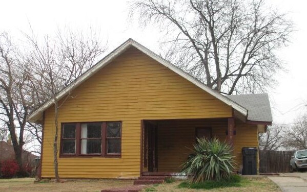 2810 N Lee - 2810 N Lee Ave