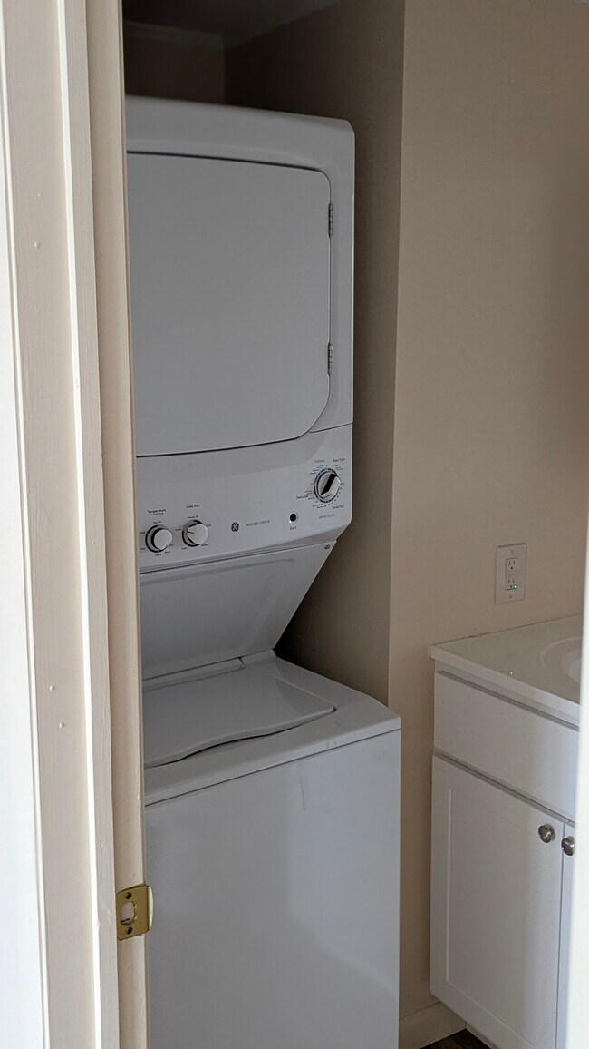 Foto del edificio - 4051 Oneida St