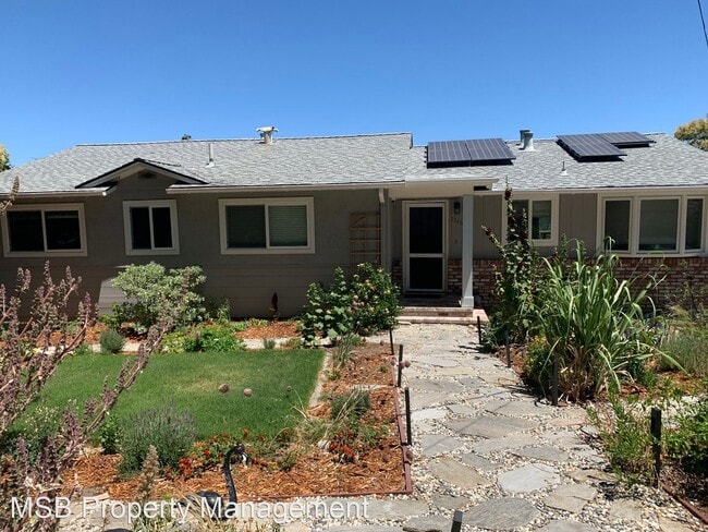 Building Photo - 4 br, 3 bath House - 1340 Juanita Drive