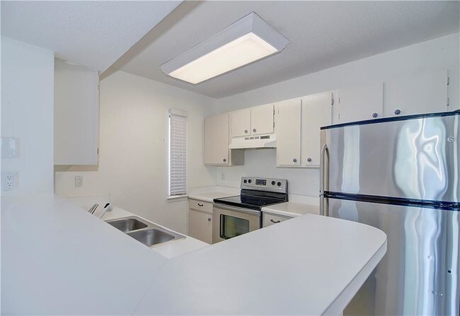 Foto del edificio - 4500 E Oltorf St