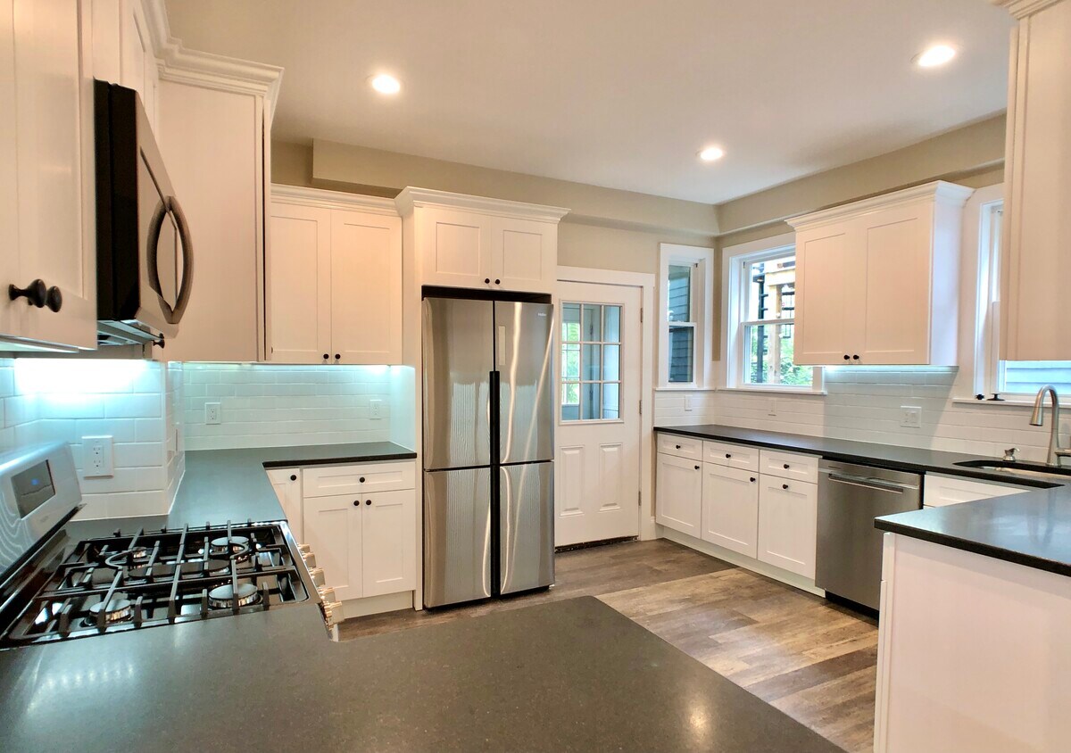 Foto principal - 34 Evergreen St
