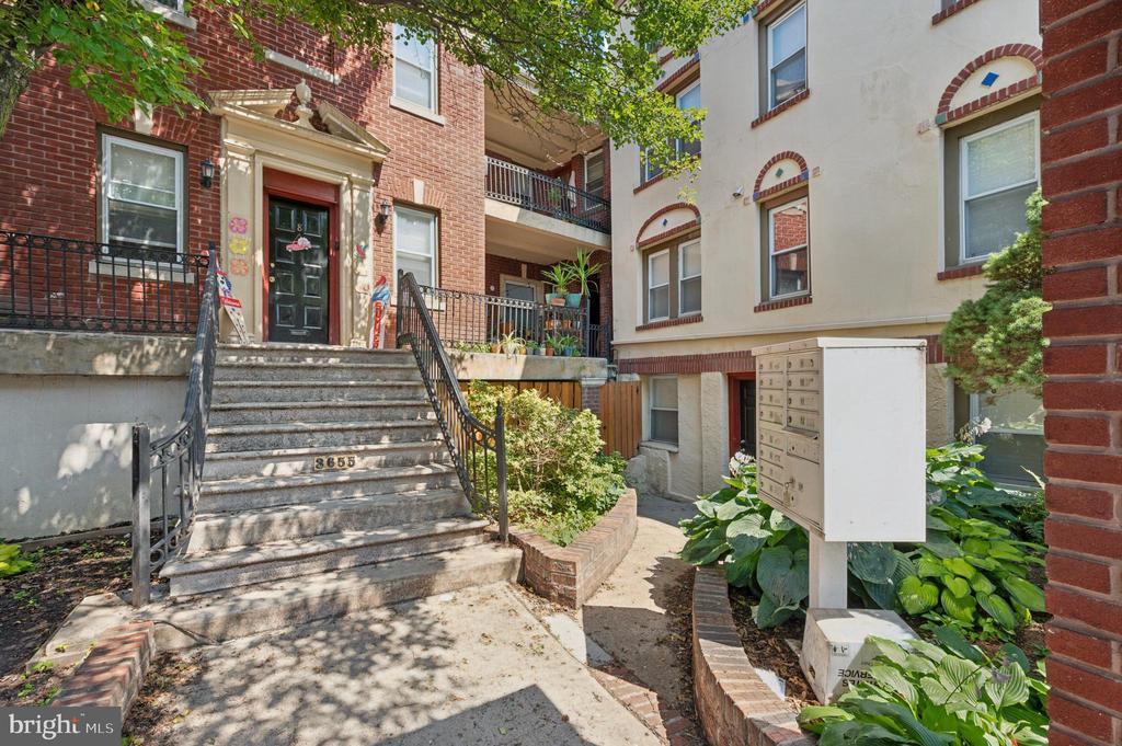 Foto principal - 3655 Indian Queen Ln