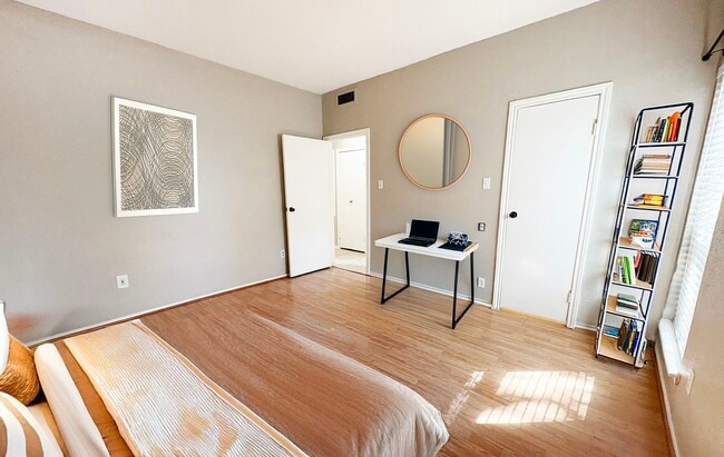 Building Photo - 7950 N Stadium Dr