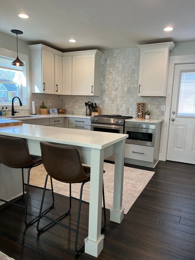 Building Photo - 532 Bowman Rd