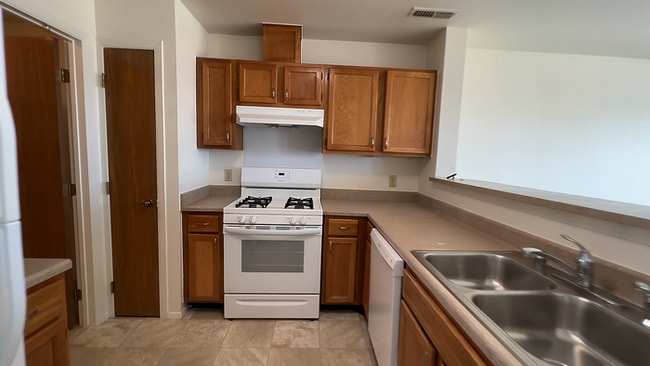 Foto del edificio - 1142 Dakota Dr