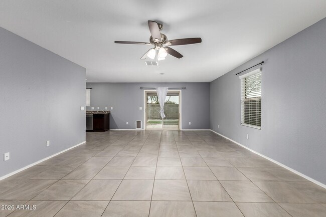 Building Photo - 40489 W Helen Ct