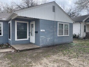 Building Photo - 1408 S Lulu Ave