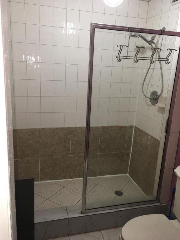 Foto del edificio - 4943 Lincoln Rd