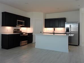 Foto del edificio - 15317 Hazel Firs Ln