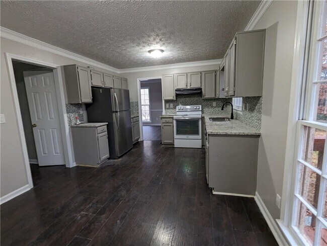 Building Photo - 3930 Genoa Ct
