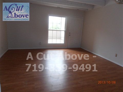 Building Photo - 3465 Rebecca Ln