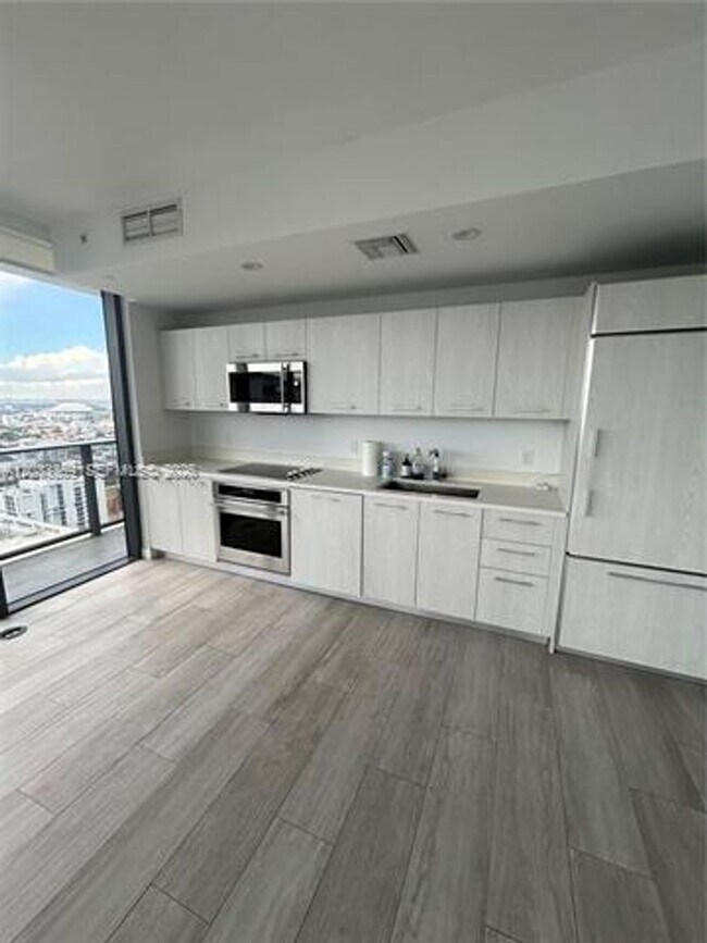 Photo - 55 SW 9th St cu-3506 Apartment