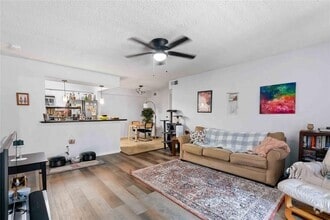 Building Photo - 1311 Antoine Dr