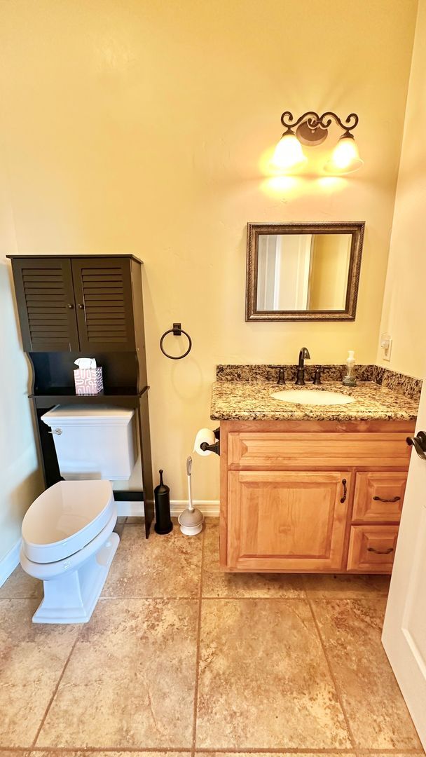 Foto del edificio - Amazing Location & Beautiful Country Livin...