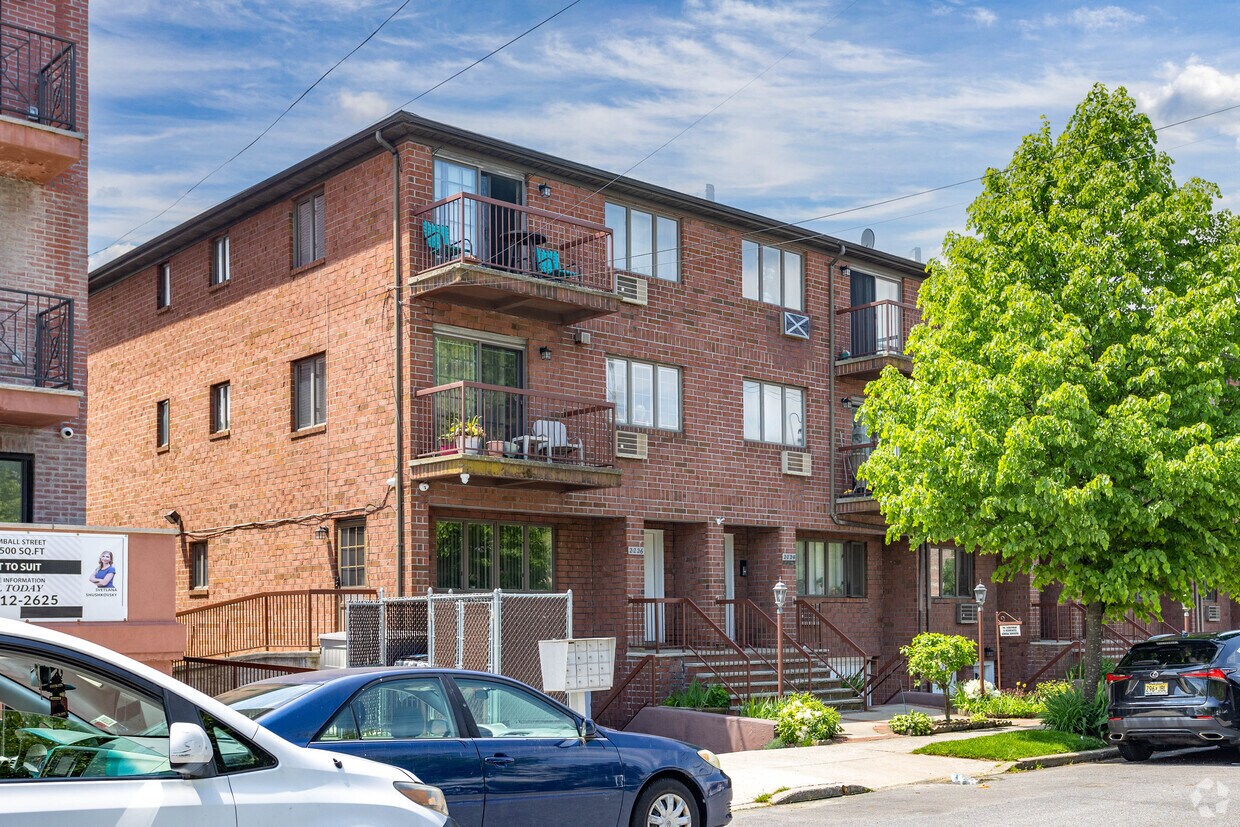 2226 Kimball St - 2214-2226 Kimball St