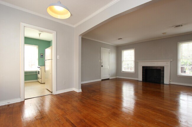 Building Photo - 2412 1/2 NW 15th St
