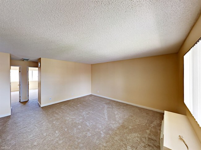 Building Photo - 2 br, 2 bath Apartment - 450 Jamacha Rd Apt H