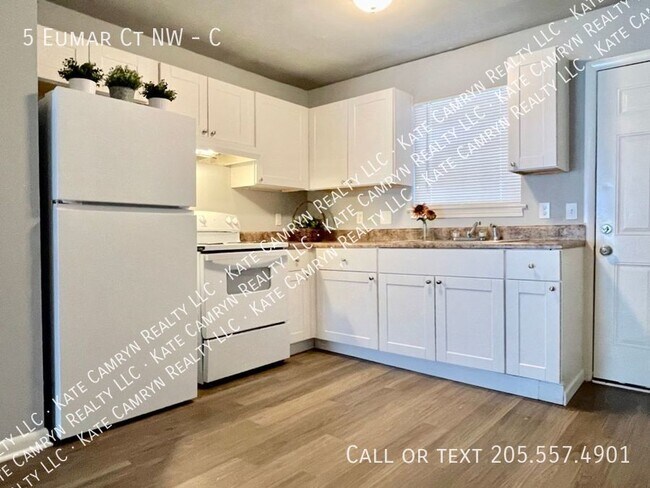 Building Photo - MOVE IN SPECIAL**Waived Application Fee**