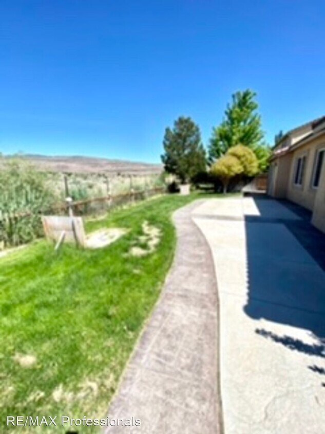 Foto principal - 4 br, 2 bath House - 3684 VIRGO CT.