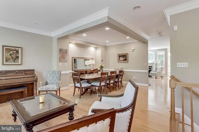 Foto del edificio - 10540 Tuckerman Heights Cir