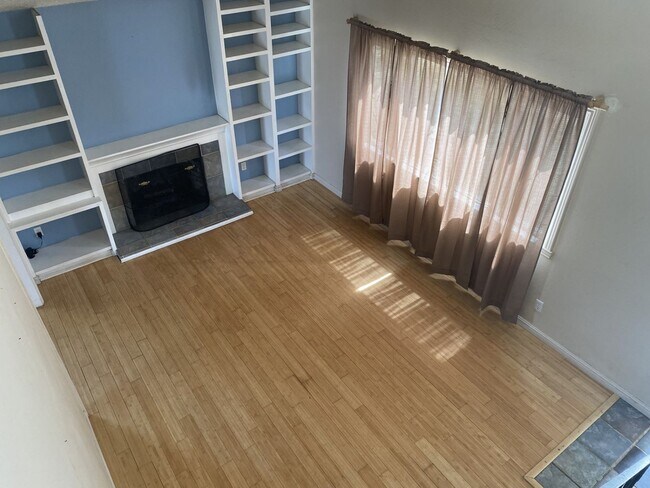 Foto del edificio - Charming 4 Bedroom, 2 Bath Home