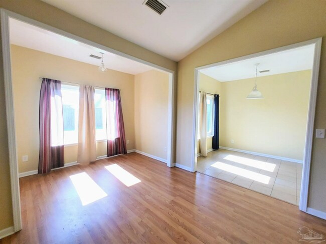 Foto del edificio - 6887 Crimson Ridge St